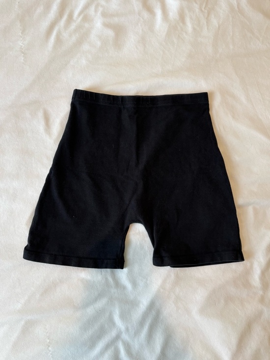 Brandy Melville Pants - Brandy Melville Black Waistband Shorts